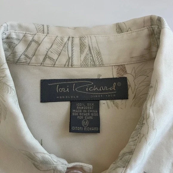 Tori Richard Men's Hawaiian Tropical Short Sleeve‎ Button Down Silk medium - Picture 4 of 4